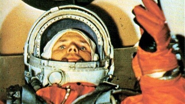 День в истории: появились первые космонавты, по воскресеньям разрешили отдыхать