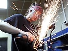 Коня на скаку уже можно, в горящую избу пока нельзя: Женщинам дадут больше прав в выборе работы