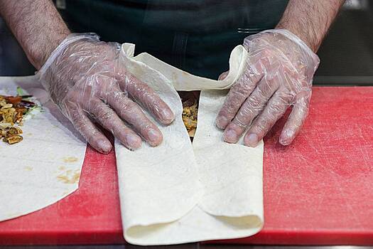 Названа самая опасная уличная еда