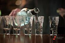 Ожидается ли дефицит импортного алкоголя в Петербурге: мнение эксперта
