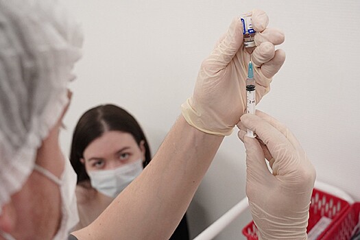 Онищенко рассказал о новой вакцине от коронавируса