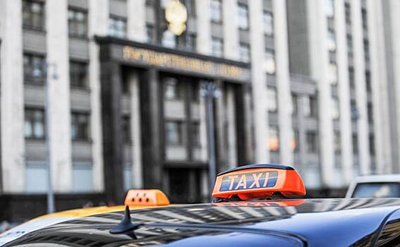 Прощай, такси: Игры в шашечки с мигрантами закончились. Кто победил?