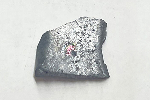 Ученые вырастили новый вид самого твёрдого минерала