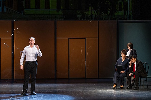 В Башдрамтеатре поставили премьеру спектакля "Несбывшаяся песнь моя"