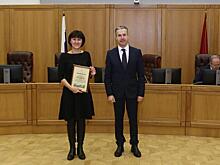 В префектуре ВАО вручили награды за добросовестный труд