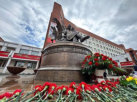 Врачи Свердловского госпиталя ветеранов укрепили здоровье участника Великой Отечественной войны в канун его 100-летнего юбилея