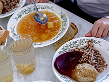 Мэрия Якутска намерена обеспечить питание школьников по единому меню