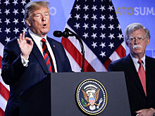 Болтон назвал Трампа "раковой опухолью" для Республиканской партии