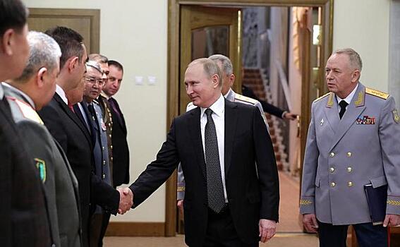 Владимир Путин встретился с зарубежными министрами обороны