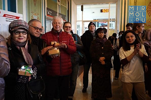 Из Москвы в Дербент прибыл первый туристический поезд