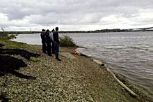 Мертвую женщину обнаружили в Неве у Октябрьской набережной