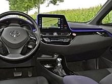 Меньше места, больше роскоши? Первые фото обновленного кроссовера Toyota Venza из Гуанчжоу