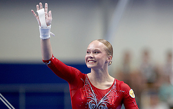 Олимпийская чемпионка Мельникова пока не может полноценно тренироваться из-за травмы ноги