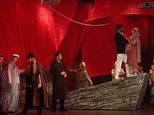 Что нам делать с пьяным матросом, или куда приводят мечты. Рязанский музыкальный театр показал «Алые паруса»