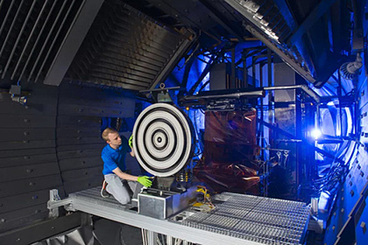 В НАСА успешно испытали ионный двигатель