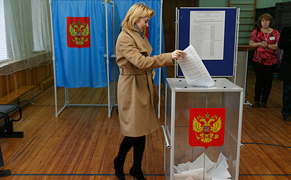 Досрочные выборы губернатора проходят в 15 регионах России