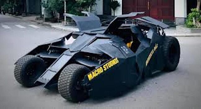 Студент из Вьетнама построил рабочий бэтмобиль