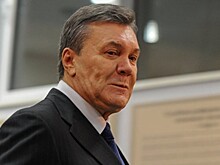 Адвокат встретился с Януковичем