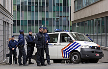 В Нидерландах неизвестный взял в заложники посетителей кафе