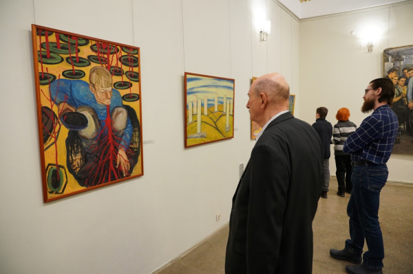 «Белый свет» Самарской Луки: в областном центре проходит выставка к 100-летию со дня рождения художника Николая Шеина