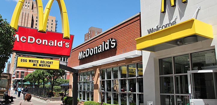Беременной девушке продали в McDonald's чистящее средство вместо кофе