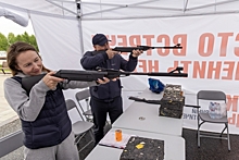 Тир, сборка АК-74 и солдатская каша: в Москве стартовала программа для семейного отдыха