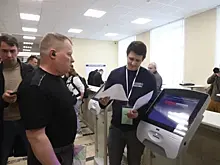 Работе столичного центра отбора на военную службу по контракту помогают волонтеры