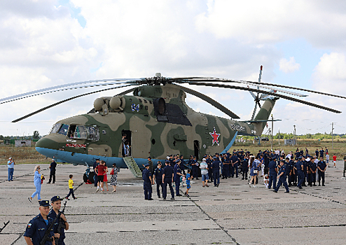 В Зернограде в честь Героя Советского Союза Виталия Павлова назвали вертолет Ми-26