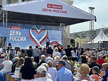 «Матушка земля», юрты и русская изба: народы Тюменской области в День России объединил фестиваль