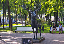 Скульптуру оленя в Смоленске отказались признать культурным наследием