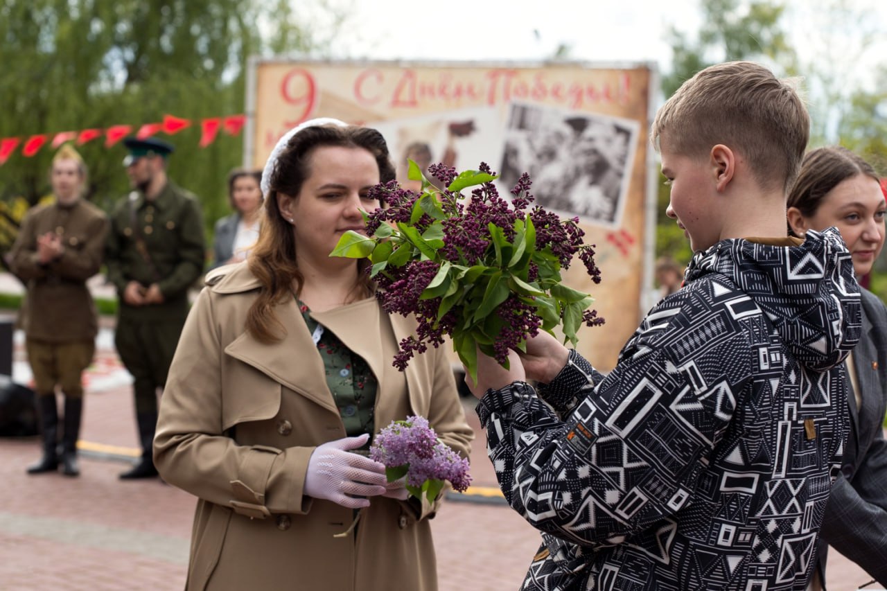 49 инициатив, посвященных празднованию юбилея Победы, получили грантовую поддержку в рамках проекта «Команда креативных практик»