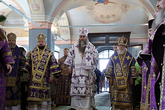 Митрополит Георгий провел обряд освящения Спасо-Преображенского собора в Арзамасе