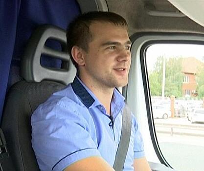 Водитель маршрутки бесплатно возит детей за «пятерки» в Краснодаре
