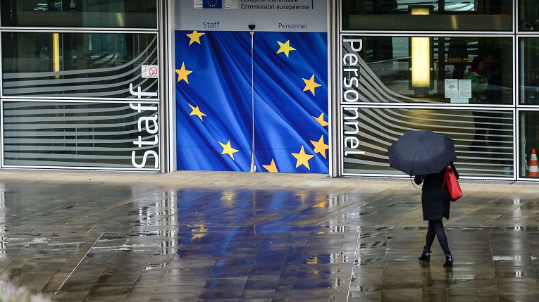 СМИ: в ЕС обсудили девятый пакет санкций против РФ