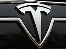 Илон Маск анонсировал грузовик и автобус Tesla