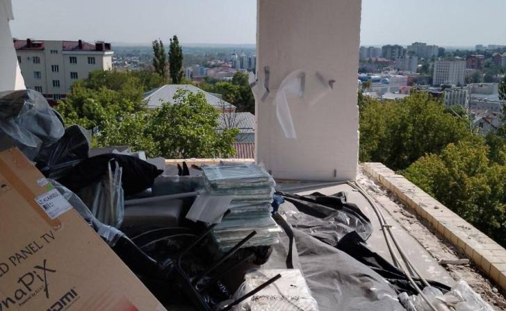 В Курске ликвидируют последствия взрыва бытового газа на ул. Марата