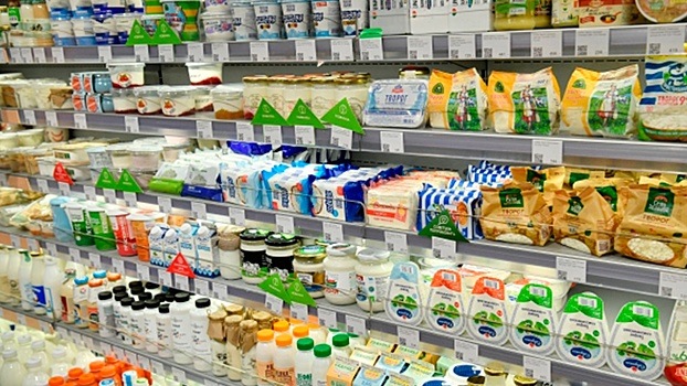 ФАС проверит ритейлеров после сообщений о высоких наценках на молочную продукцию