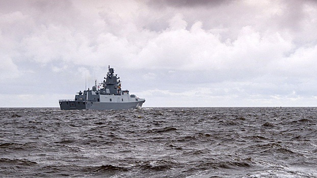 Фрегат «Адмирал Касатонов» вошел в пролив Ла-Манш