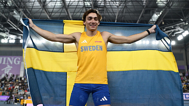 «Он начинает нам очень дорого обходиться». Глава World Athletics — о рекордах Дюплантиса