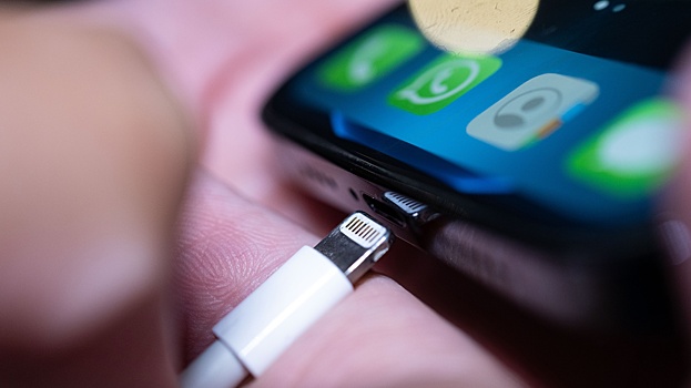 Описан правильный способ зарядки iPhone