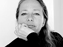 Дженни Савиль: «В моих картинах зритель вступает в диалог и с живописью, и с моделью»