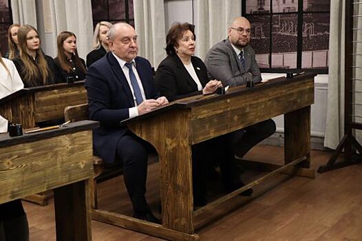 Музейная экспозиция «Земская школа начала XX века» открылась в Невьянском государственном историко-архитектурном музее