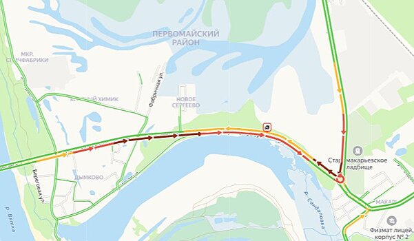 На Макарьевской дамбе столкнулись 5 автомобилей