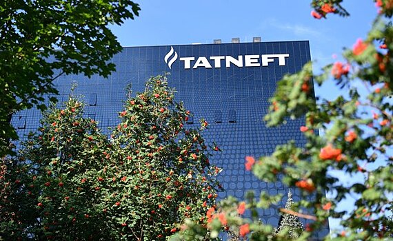"Татнефть" за полгода выплатила дивиденды по обыкновенным акциям на 64,8 миллиарда