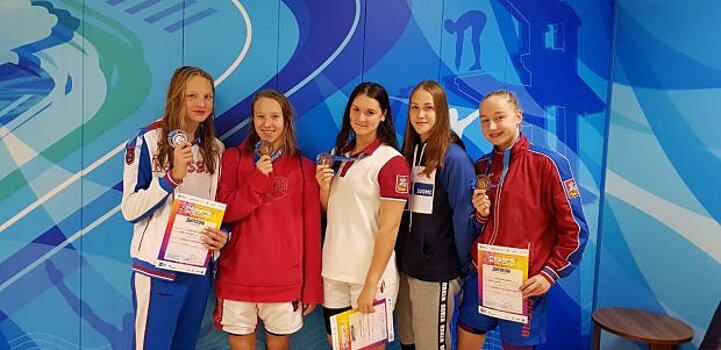 Подмосковные пловчихи выиграли 6 медалей на всероссийских соревнованиях