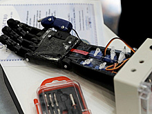 Замену человека при контакте с опасными химикатами представили на салоне изобретений «Архимед»