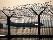 В Ассоциации российских дипломатов разъяснили предложение МИДа эвакуировать граждан РФ за деньги