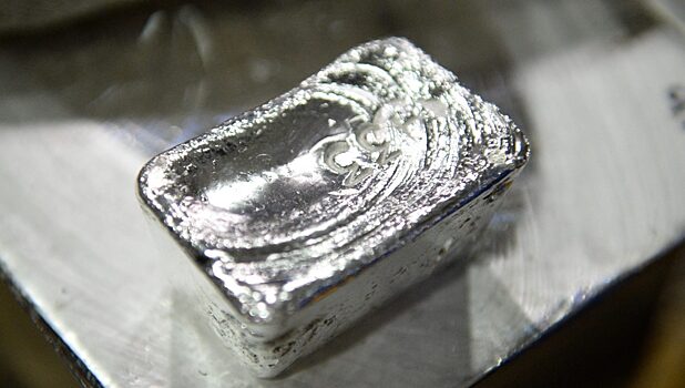 Серебро подешевело после решения США