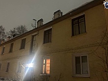 В Выксе девушка пострадала от упавшей с крыши наледи