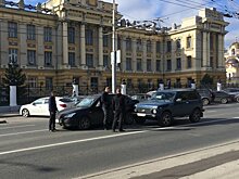 На Московской столкнулись два легковых автомобиля